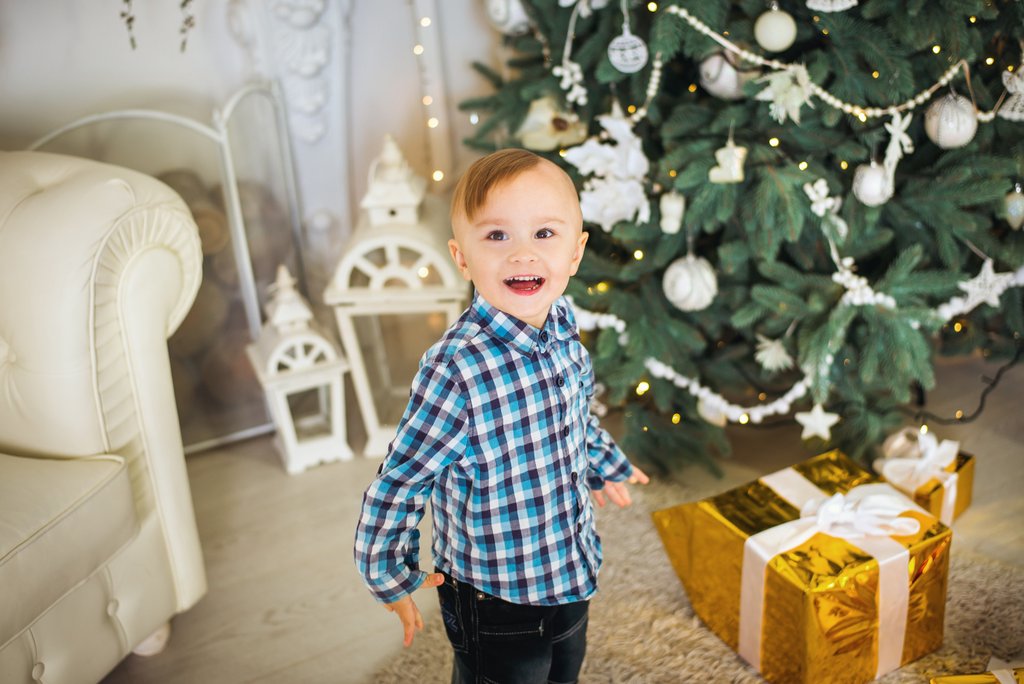 Саша, Детская Новогодняя фотосъемка Киев, Новогодняя фотосъемка Киев,  Предновогодняя фотосессия, Детская фотосъемка в интерьерной фотостудии в Киеве, Детские студийные фото, Детская фотосъемка Киев, Детская и семейная фотосессия в интерьерной фотостудии Киева, www.murga.com.ua - Семейный и детский фотограф Ксения Мурга, www.murga.com.ua - Семейный и детский фотог, Детская фотокнига, Детская фотосессия, Детская фотосъемка, Детские праздники фото, Детские студийные, Детские фото, Детский фотограф, Детский фотограф Бровары, Детский фотограф в Киеве, Детский фотограф Киев, Профессиональный детский фотограф, Семейный и детский фотограф Ксения Мурга - www.murga.com.ua, Семейный и детский фотограф Ксения Мурга, Портретная фотосессия, Портретная фотосессия Киев, Портретная фотосъемка Киев, Семейная фотосессия, Семейная фотосессия в студии Киев недорого, Семейная фотосессия Киев, Семейная фотосъемка в интерьерной фотостудии Киев, Студийная фотосессия, Студийная фотосъемка, Фотосессии, Фотосессия, Фотосессия в интерьерной фотостудии Кив, Фотосессия в интерьерной фотостудии Киев, Фотосессия в интерьерной фотостудии Киева, Фотосессия в студии Киева фотограф, Фотосессия в студии Киева фотограф Ксения Мурга, Фотосессия детей в студии, Фотосессия детей Киев, Фотосессия Киев, Фотосессия фото, Фотосъемка, Фотосъемка для ребенка, Фотосъемка Киев Сімейний та дитячий фотограф Ксенія Мурга | Сімейний та дитячий фотограф Микола Мурга. Барвисті фотографії дітей для сімейного фотоальбому. Ловлю живі емоції, сміх, радість, здивування та ніжні обійми Ваших діток.