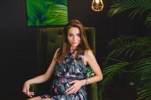  Фотосъемка беременности в интерьерной фотостудии Киев, Фотографии беременности, Фотосессия беременных