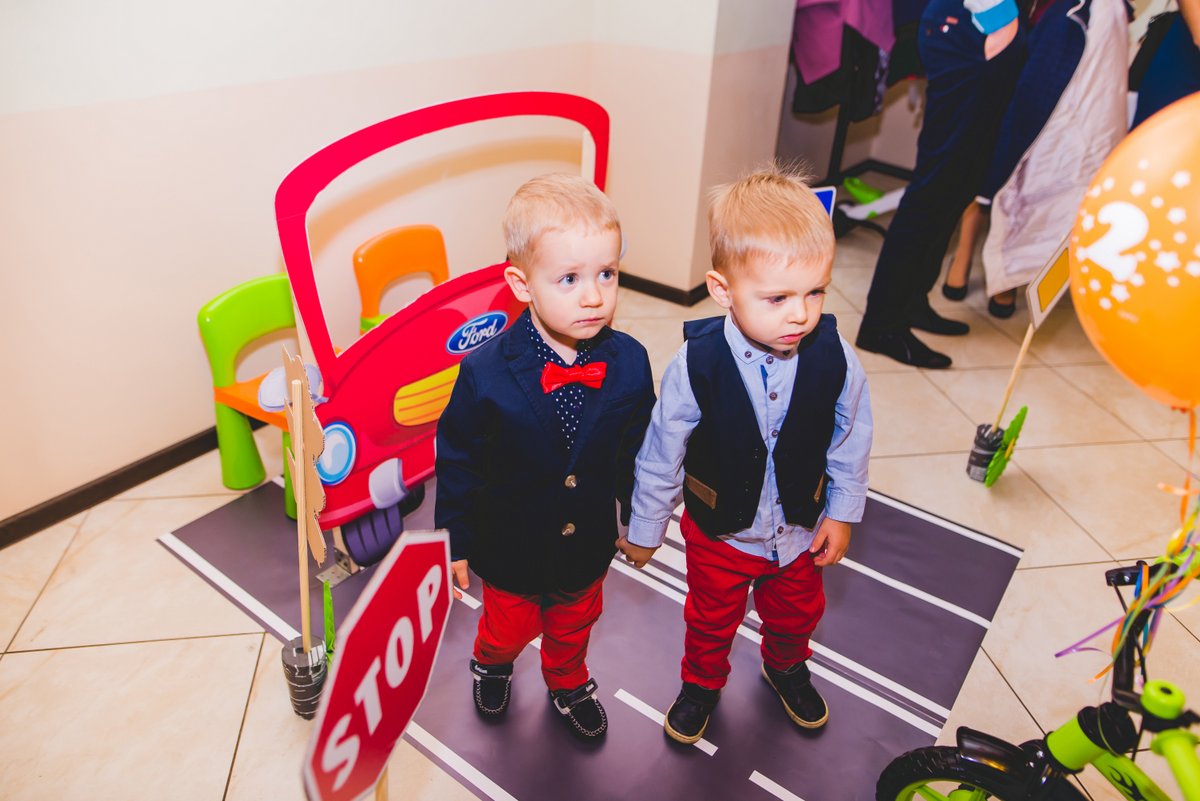 Артем 2 годика, Фотосъемка детского дня рождения, Семейный и детский фотограф Ксения Мурга, Профессиональный детский фотограф, Детский фотограф Киев, Детский фотограф в Киеве, Детский фотограф Бровары, Детский фотограф, Семейный и детский фотограф Ксения Мурга - www.murga.com.ua, www.murga.com.ua - Семейный и детский фотограф Ксения Мурга, www.murga.com.ua, Ксения Мурга, Семейный и детский фотограф Ксения, Фотосессия в студии Киева фотограф Ксения Мурга, Детская фотосъемка, Kseniya Murga, Kseniya Murga - www.murga.com.ua, Kseniya Murga www.murga.com.ua, Детская и семейная фотосессия в интерьерной фотостудии Киева, Детская фотосессия, Детская фотосъемка в интерьерной фотостудии в Киеве, Детская фотосъемка Киев, Детский день рождения, Детский день рождения Киев, Детский день рождения праздник на улице, Детский день рождения празднование в кафе, Ксения Мурга – www.murga.com.ua, Семейный и детский фотограф Ксения Мурга - www.murga.com.ua, Семейный и детский фотограф Ксения, Ксения Мурга, www.murga.com.ua, Kseniya Murga, Фото детей, Фото дети, Фотосессия детей в студии, Фотосессия детей Киев, Фотосессия детского дня рождения, Фотосессия детского праздника, Фотосессия детского праздника Киев, Фотосессия Киев, Фотосъемка детей в студии, Фотосъемка детского праздника Киев, Фотосъемка для ребенка Семейный и детский фотограф Ксения Мурга Сімейний та дитячий фотограф Ксенія Мурга | Сімейний та дитячий фотограф Микола Мурга. Барвисті фотографії дітей для сімейного фотоальбому. Ловлю живі емоції, сміх, радість, здивування та ніжні обійми Ваших діток.