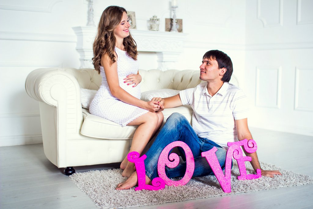 Фотосессия беременных, Фотосессия беременных в студии, Фотосессия беременных Киев, Фотосъемка беременных, Фотосъемка беременных в студии, Фотосъемка беременных Киев, Фотосъемка для беременных, Портфолио беременных, Фотосессия для беременных, Фотосъемка для беременных в студии, Фотографии беременности, Фото беременных, Фотосъемка беременности, В ожидании чуда, 9 месяцев, Видеосъемка беременности, Видеосъемка беременности Киев, Фотосессия беременных Бровары, Фотосъемка беременности Киев,  Сімейний та дитячий фотограф Ксенія Мурга | Сімейний та дитячий фотограф Микола Мурга. Барвисті фотографії дітей для сімейного фотоальбому. Ловлю живі емоції, сміх, радість, здивування та ніжні обійми Ваших діток.