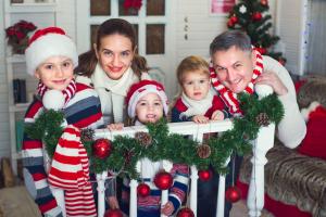 Детская и семейная фотосессия в интерьерной фотостудии Киева; Детский фотограф Киев; Детская фотосъемка в интерьерной фотостудии в Киеве; Фотосессия детей Киев; Семейная фотосъемка в интерьерной фотостудии Киев; Семейная фотосессия; Семейный фотограф Киев; Детский фотограф в Киеве; Фотосессия детей в студии; Профессиональный детский фотограф; Семейная фотосессия Киев; Детские студийные фото;