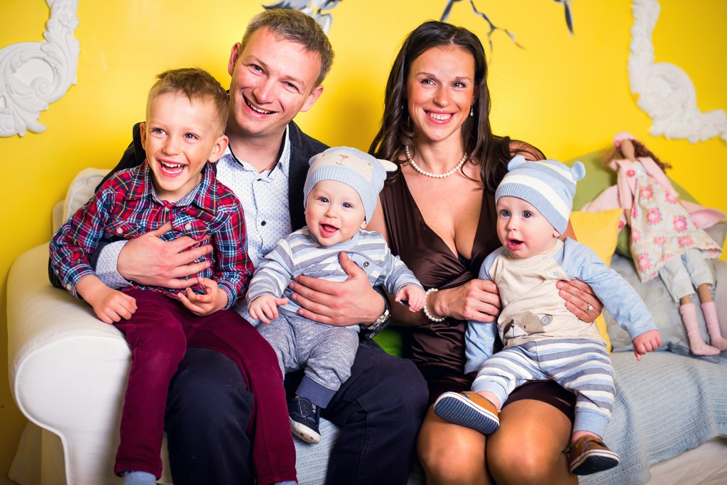 Артем, Макар и Иван, Детский фотограф Киев, Фотосессия в интерьерной фотостудии Киева, Фотосессия детей Киев, Семейная фотосессия, Семейный фотограф Киев, Детский фотограф в Киеве, Фотосессия детей в студии, Профессиональный детский фотограф, Семейная фотосессия Киев, Детские студийные Сімейний та дитячий фотограф Ксенія Мурга | Сімейний та дитячий фотограф Микола Мурга. Барвисті фотографії дітей для сімейного фотоальбому. Ловлю живі емоції, сміх, радість, здивування та ніжні обійми Ваших діток.