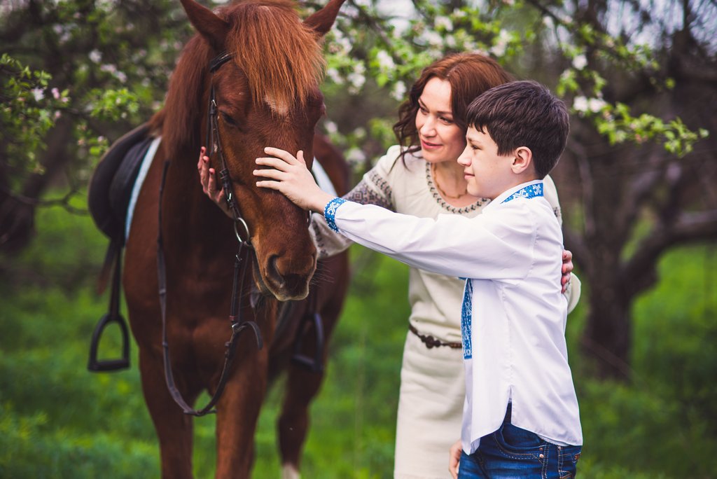 Андрей и Юра, Фотосъемка с лошадьми в саду, Фотосессия в саду, Фотосъемка с лошадьми, Фотосъемка в саду, Фотосессия с лошадьми, www.murga.com.ua - Семейный и детский фотограф Ксения Мурга, Детская фотосессия, Детская фотосъемка, Детская фотосъемка Киев, Детские фото, Детский фотограф Киев, Детский фотограф в Киеве, Детский фотограф Бровары, Детский фотограф, Портретная фотография, Kseniya Murga, www.murga.com.ua, Портретная фотосессия, Портретная фотосессия Киев, Портретная фотосъемка, Портретная фотосъемка Киев, Портретная фотосъемка пленер, Профессиональная фотосъемка моделей, Семейная фотосессия, Семейная фотосессия Киев, Семейная фотосессия на природе, Семейная фотосъемка на природе, Семейный и детский фотограф Ксения, Семейный и детский фотограф Ксения Мурга, Семейный и детский фотограф Ксения Мурга - www.murga.com.ua, Семейный фотограф, Семейный фотограф Киев, Фото детей, Фото дети, Фотограф, Фотограф Киев, Фотосессии, Фотосессия, Фотосессия на пленере, Фотосессия фото, Фотосъемка, Фотосъемка на природе Сімейний та дитячий фотограф Ксенія Мурга | Сімейний та дитячий фотограф Микола Мурга. Барвисті фотографії дітей для сімейного фотоальбому. Ловлю живі емоції, сміх, радість, здивування та ніжні обійми Ваших діток.