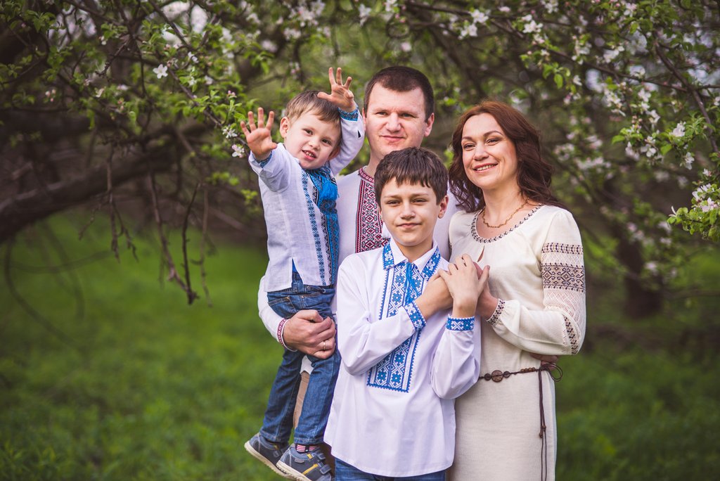 Андрей и Юра, Фотосъемка с лошадьми в саду, Фотосессия в саду, Фотосъемка с лошадьми, Фотосъемка в саду, Фотосессия с лошадьми, www.murga.com.ua - Семейный и детский фотограф Ксения Мурга, Детская фотосессия, Детская фотосъемка, Детская фотосъемка Киев, Детские фото, Детский фотограф Киев, Детский фотограф в Киеве, Детский фотограф Бровары, Детский фотограф, Портретная фотография, Kseniya Murga, www.murga.com.ua, Портретная фотосессия, Портретная фотосессия Киев, Портретная фотосъемка, Портретная фотосъемка Киев, Портретная фотосъемка пленер, Профессиональная фотосъемка моделей, Семейная фотосессия, Семейная фотосессия Киев, Семейная фотосессия на природе, Семейная фотосъемка на природе, Семейный и детский фотограф Ксения, Семейный и детский фотограф Ксения Мурга, Семейный и детский фотограф Ксения Мурга - www.murga.com.ua, Семейный фотограф, Семейный фотограф Киев, Фото детей, Фото дети, Фотограф, Фотограф Киев, Фотосессии, Фотосессия, Фотосессия на пленере, Фотосессия фото, Фотосъемка, Фотосъемка на природе Сімейний та дитячий фотограф Ксенія Мурга | Сімейний та дитячий фотограф Микола Мурга. Барвисті фотографії дітей для сімейного фотоальбому. Ловлю живі емоції, сміх, радість, здивування та ніжні обійми Ваших діток.