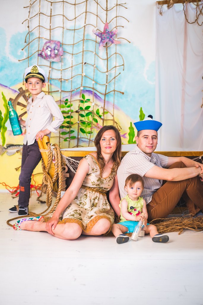 Даниэль и Даяна, Детская и семейная фотосессия в интерьерной фотостудии Киева, Семейная фотосъемка в интерьерной фотостудии Киев, Семейная фотосессия в студии Киев недорого, Семейная фотосессия, Семейная фотосессия Киев, Семейный и детский фотограф Ксения, Семейный и детский фотограф Ксения Мурга, Семейный и детский фотограф Ксения Мурга - www.murga.com.ua, Семейный фотограф, Семейный фотограф Киев, www.murga.com.ua - Семейный и детский фотограф Ксения Мурга, www.murga.com.ua - Семейный и детский фотог, Детская фотосессия, Детская фотосъемка, Kseniya Murga, www.murga.com.ua, Детская фотосъемка в интерьерной фотостудии в Киеве, Детская фотосъемка Киев, Детские студийные, Детские студийные фото, Детский фотограф, Детский фотограф Бровары, Детский фотограф в Киеве, Детский фотограф Киев, Профессиональный детский фотограф, Фотограф, Фотограф Киев, Фотосессии, Фотосессия, Фотосессия Бровары, Фотосессия детей в студии, Фотосессия детей Киев, Фотосессия Киев, Фотосессия фото, Фотосъемка, Фотосъемка Киев, Фотосъемка новорожденного Сімейний та дитячий фотограф Ксенія Мурга | Сімейний та дитячий фотограф Микола Мурга. Барвисті фотографії дітей для сімейного фотоальбому. Ловлю живі емоції, сміх, радість, здивування та ніжні обійми Ваших діток.