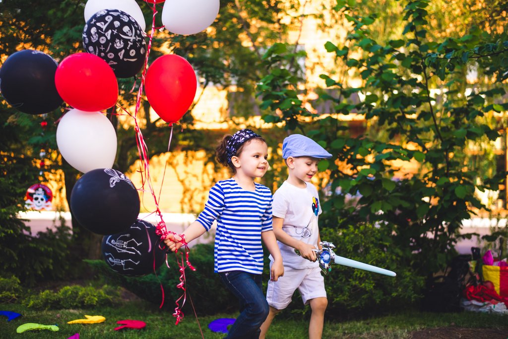 Нике 4 года, Фотосъемка детского дня рождения, Семейный и детский фотограф Ксения Мурга, Профессиональный детский фотограф, Детский фотограф Киев, Детский фотограф в Киеве, Детский фотограф Бровары, Детский фотограф, Семейный и детский фотограф Ксения Мурга - www.murga.com.ua, www.murga.com.ua - Семейный и детский фотограф Ксения Мурга, www.murga.com.ua, Ксения Мурга, Семейный и детский фотограф Ксения, Фотосессия в студии Киева фотограф Ксения Мурга, Детская фотосъемка, Kseniya Murga, Kseniya Murga - www.murga.com.ua, Kseniya Murga www.murga.com.ua, Детская и семейная фотосессия в интерьерной фотостудии Киева, Детская фотосессия, Детская фотосъемка в интерьерной фотостудии в Киеве, Детская фотосъемка Киев, Детский день рождения, Детский день рождения Киев, Детский день рождения праздник на улице, Детский день рождения празднование в кафе, Ксения Мурга – www.murga.com.ua, Семейный и детский фотограф Ксения Мурга - www.murga.com.ua, Семейный и детский фотограф Ксения, Ксения Мурга, www.murga.com.ua, Kseniya Murga, Фото детей, Фото дети, Фотосессия детей в студии, Фотосессия детей Киев, Фотосессия детского дня рождения, Фотосессия детского праздника, Фотосессия детского праздника Киев, Фотосессия Киев, Фотосъемка детей в студии, Фотосъемка детского праздника Киев, Фотосъемка для ребенка Семейный и детский фотограф Ксения Мурга Сімейний та дитячий фотограф Ксенія Мурга | Сімейний та дитячий фотограф Микола Мурга. Барвисті фотографії дітей для сімейного фотоальбому. Ловлю живі емоції, сміх, радість, здивування та ніжні обійми Ваших діток.
